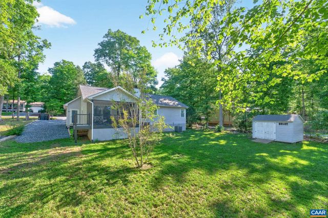 137 JEFFERSON DR, Palmyra, VA 22963