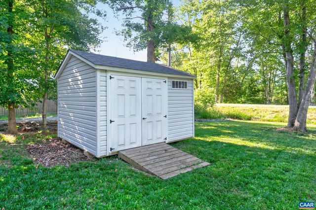137 JEFFERSON DR, Palmyra, VA 22963