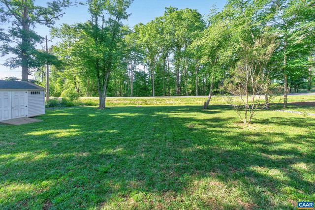 137 JEFFERSON DR, Palmyra, VA 22963