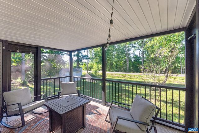 137 JEFFERSON DR, Palmyra, VA 22963