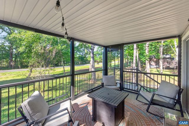 137 JEFFERSON DR, Palmyra, VA 22963