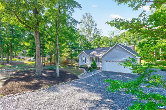 137 JEFFERSON DR, Palmyra, VA 22963