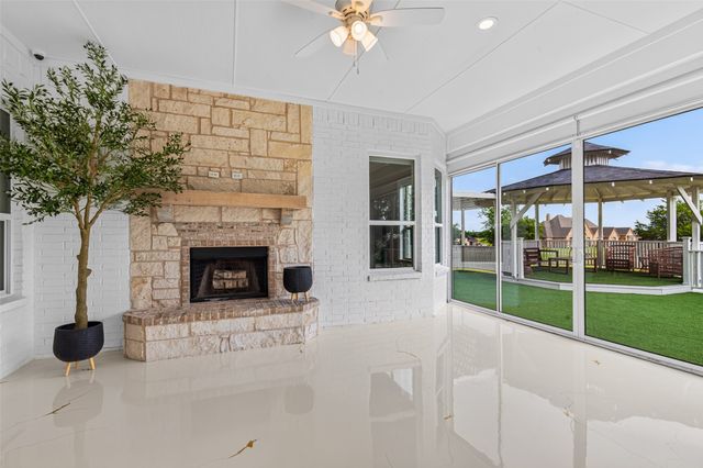 621 E Fm 550, Mclendon Chisholm, TX 75032