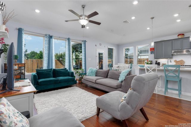 2219 Castello, San Antonio, TX 78259