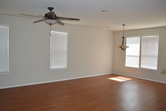 9128 Greene Drive, Aubrey, TX 76227