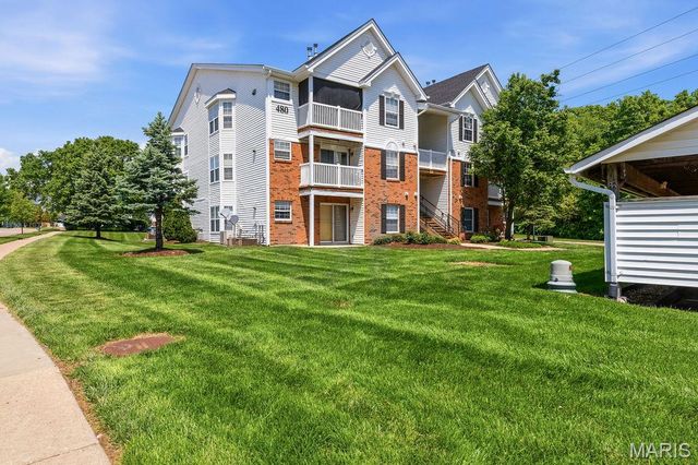 480 Benton Drive L, St Peters, MO 63376