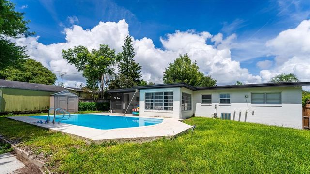 1412 LAKECREST DRIVE, Apopka, FL 32703