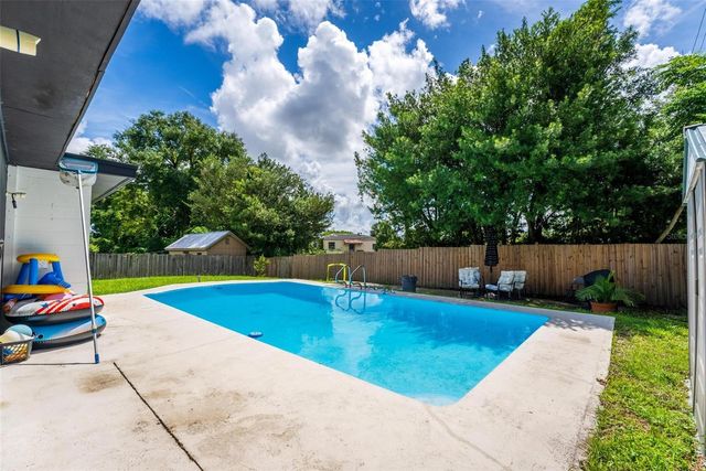 1412 LAKECREST DRIVE, Apopka, FL 32703