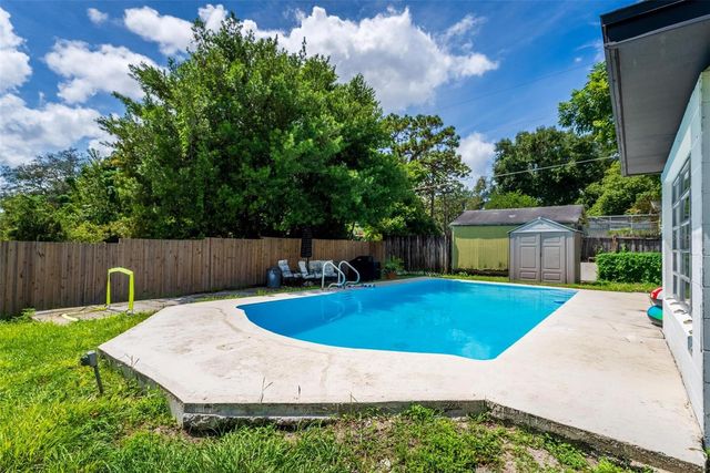 1412 LAKECREST DRIVE, Apopka, FL 32703