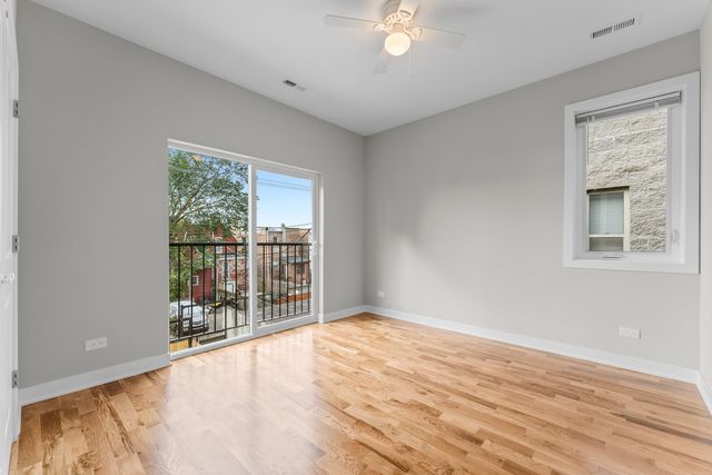 3029 W Washington Boulevard, Chicago, IL 60612