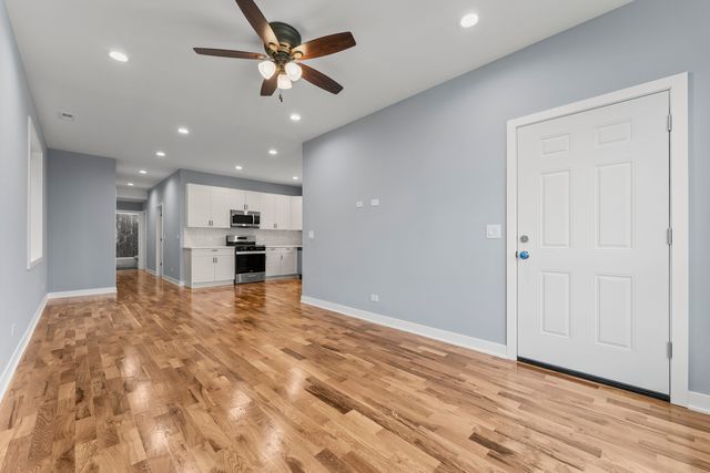 3029 W Washington Boulevard, Chicago, IL 60612