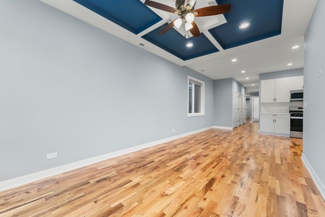 3029 W Washington Boulevard, Chicago, IL 60612