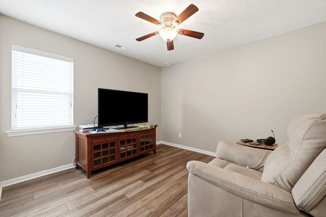 7996 Short Needle Ct., Murrells Inlet, SC 29576