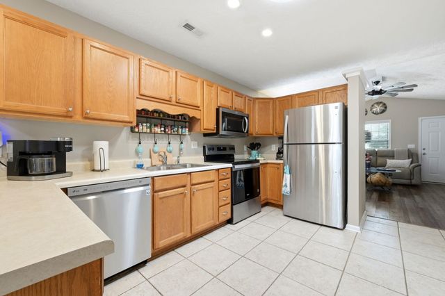7996 Short Needle Ct., Murrells Inlet, SC 29576