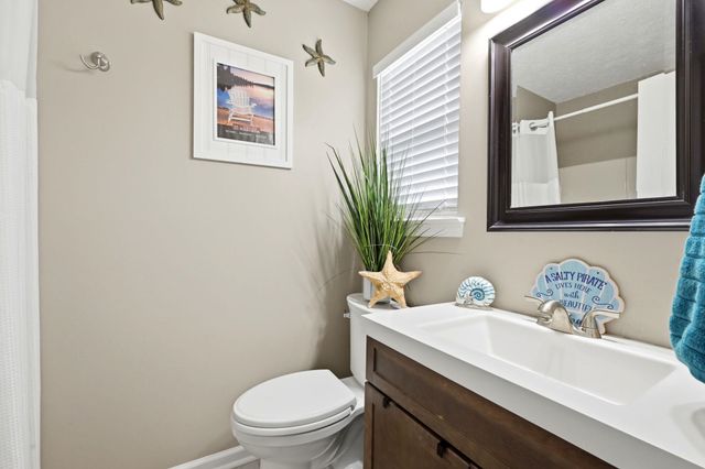 7996 Short Needle Ct., Murrells Inlet, SC 29576
