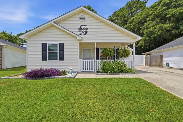 7996 Short Needle Ct., Murrells Inlet, SC 29576