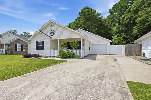7996 Short Needle Ct., Murrells Inlet, SC 29576