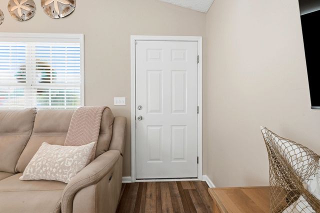7996 Short Needle Ct., Murrells Inlet, SC 29576