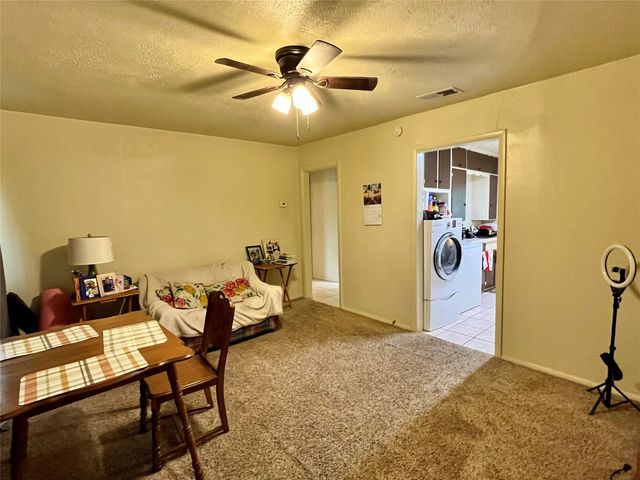 1612 Wayne Street, Denton, TX 76209