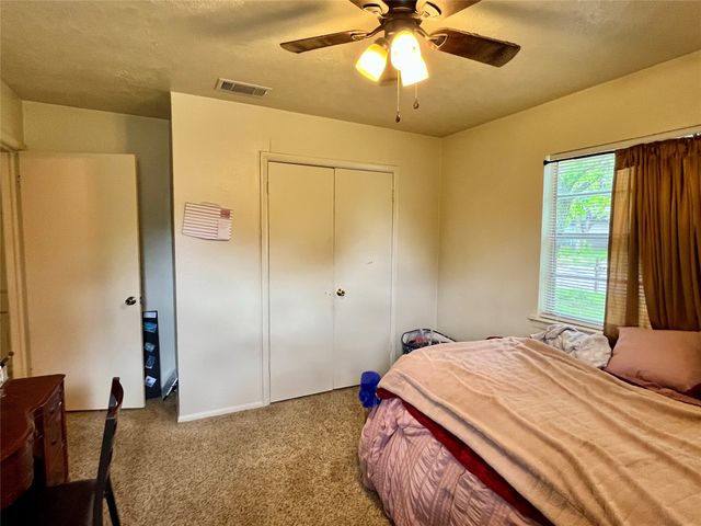 1612 Wayne Street, Denton, TX 76209