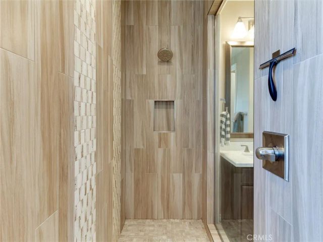 214 Gaspar, Irvine, CA 92618