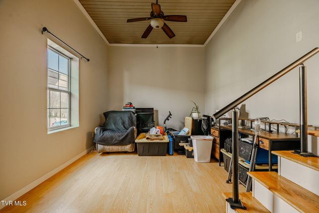 137 Sunrise Meadow Court, Mount Carmel, TN 37645