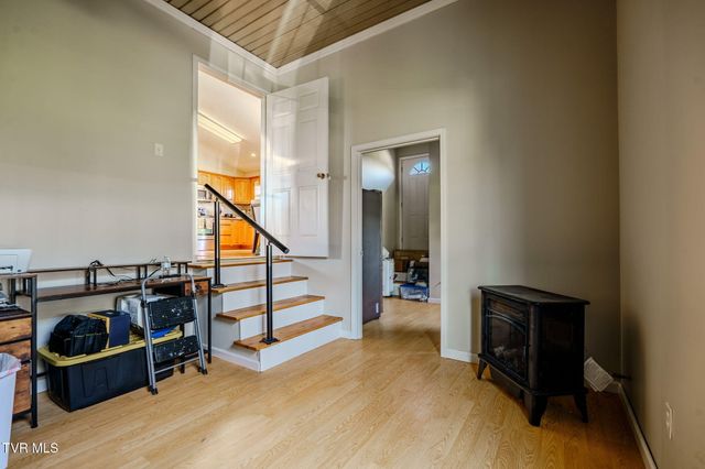 137 Sunrise Meadow Court, Mount Carmel, TN 37645