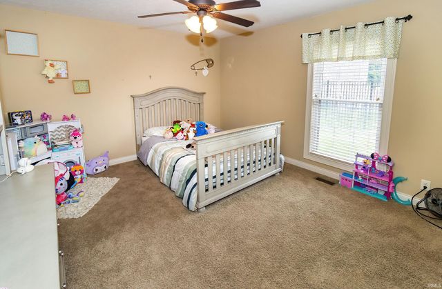 2848 Thornhill Drive, Evansville, IN 47725