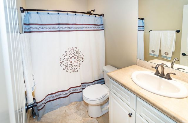 2848 Thornhill Drive, Evansville, IN 47725