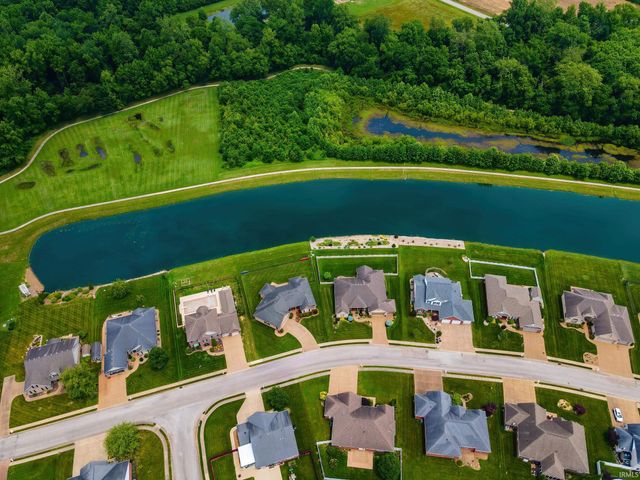 2848 Thornhill Drive, Evansville, IN 47725