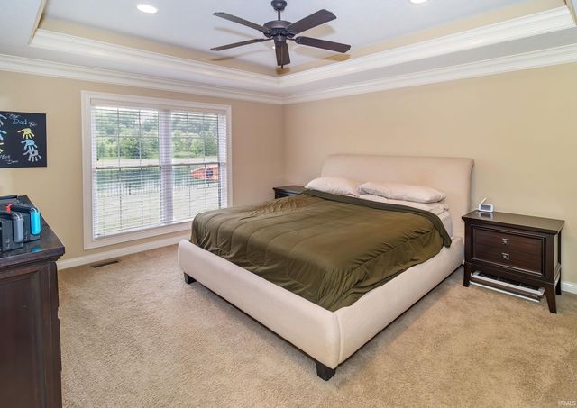 2848 Thornhill Drive, Evansville, IN 47725