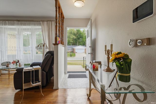 2643 Summit Ridge Drive, South Bend, IN 46628