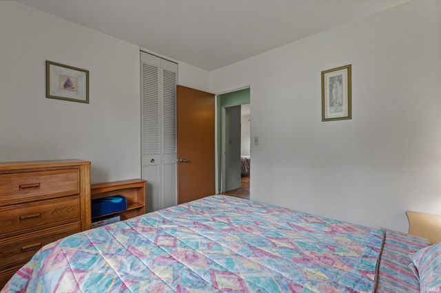 2643 Summit Ridge Drive, South Bend, IN 46628