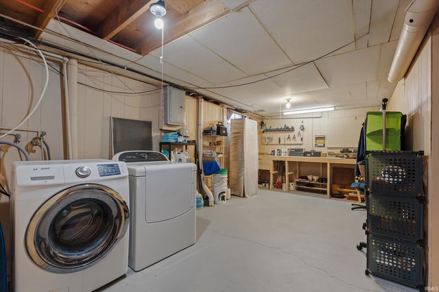 2643 Summit Ridge Drive, South Bend, IN 46628