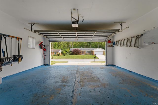 2643 Summit Ridge Drive, South Bend, IN 46628