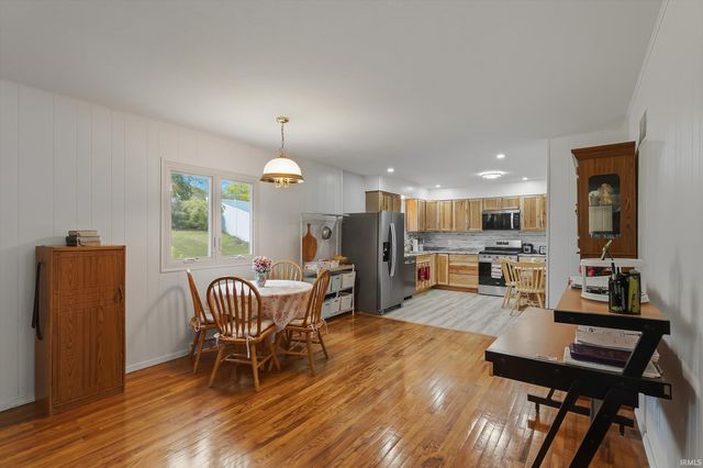 2643 Summit Ridge Drive, South Bend, IN 46628
