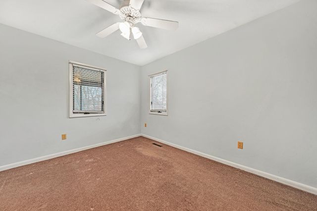 110 Club House DR, Moneta, VA 24121