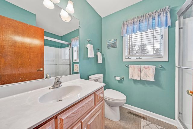 110 Club House DR, Moneta, VA 24121