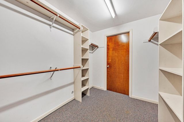 110 Club House DR, Moneta, VA 24121