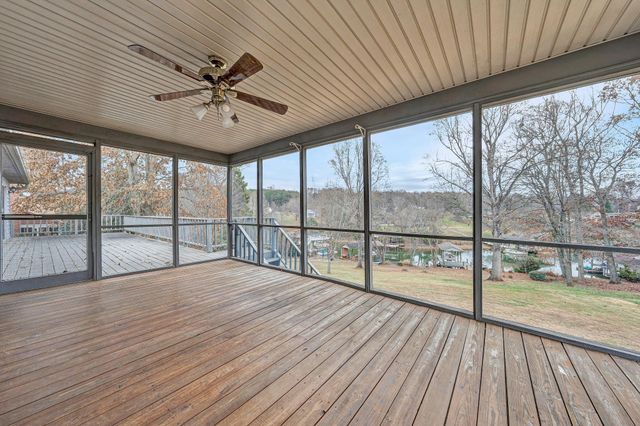 110 Club House DR, Moneta, VA 24121