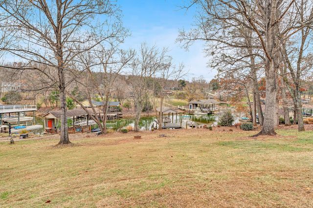 110 Club House DR, Moneta, VA 24121