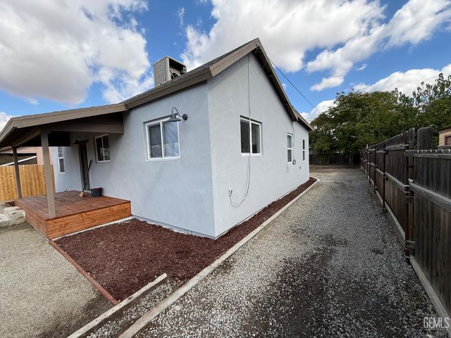 510 Date Street, Bakersfield, CA 93308