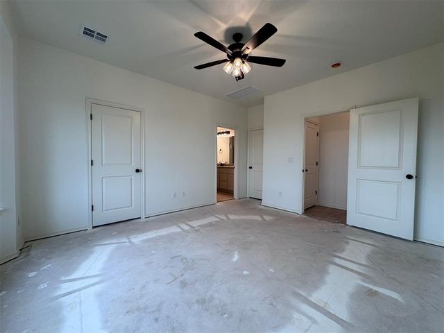 24955 Belmont Pass, Cashion, OK 73016