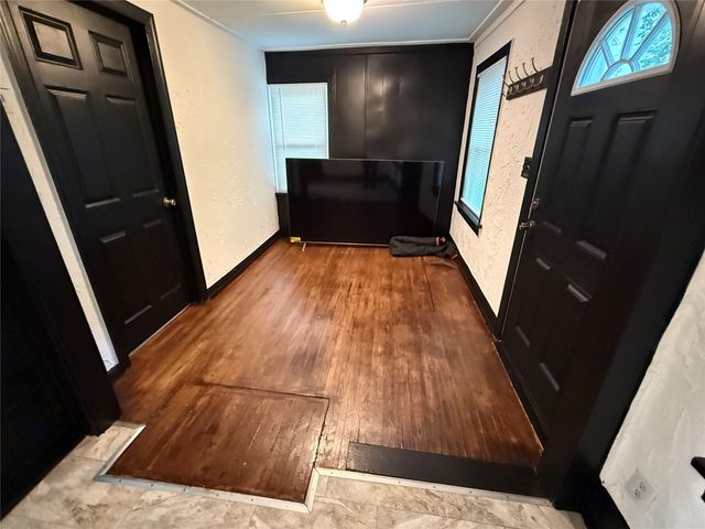 1539 N Cheyenne Avenue, Tulsa, OK 74106