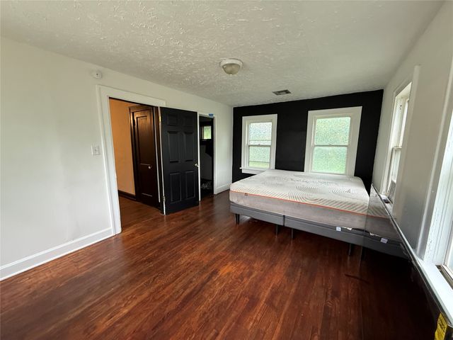 1539 N Cheyenne Avenue, Tulsa, OK 74106