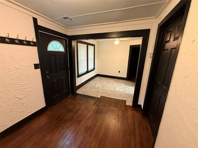 1539 N Cheyenne Avenue, Tulsa, OK 74106