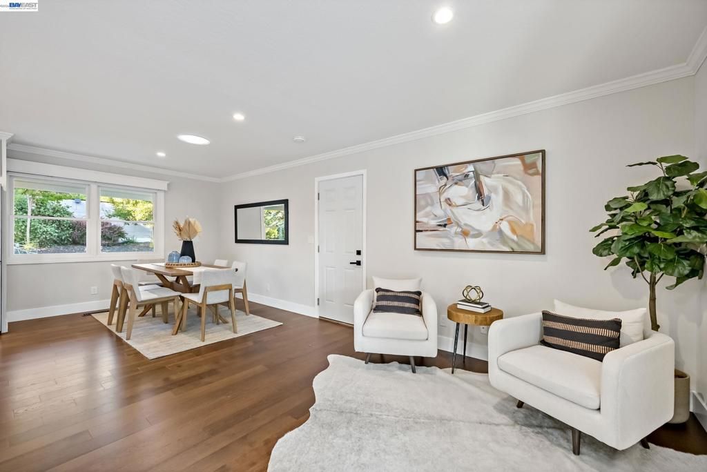 Image 28 of property listing at 1021 Scots Ln, Walnut Creek, CA 94596