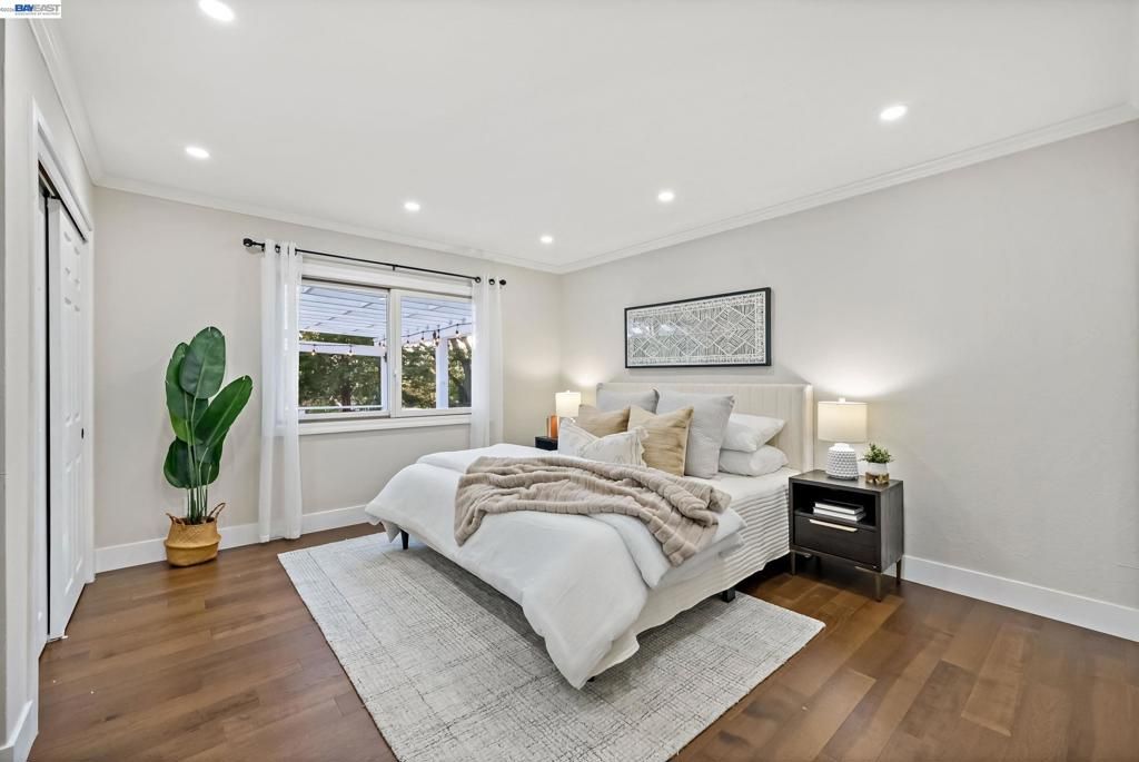Image 33 of property listing at 1021 Scots Ln, Walnut Creek, CA 94596