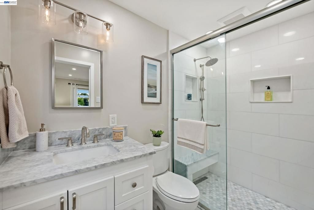 Image 37 of property listing at 1021 Scots Ln, Walnut Creek, CA 94596