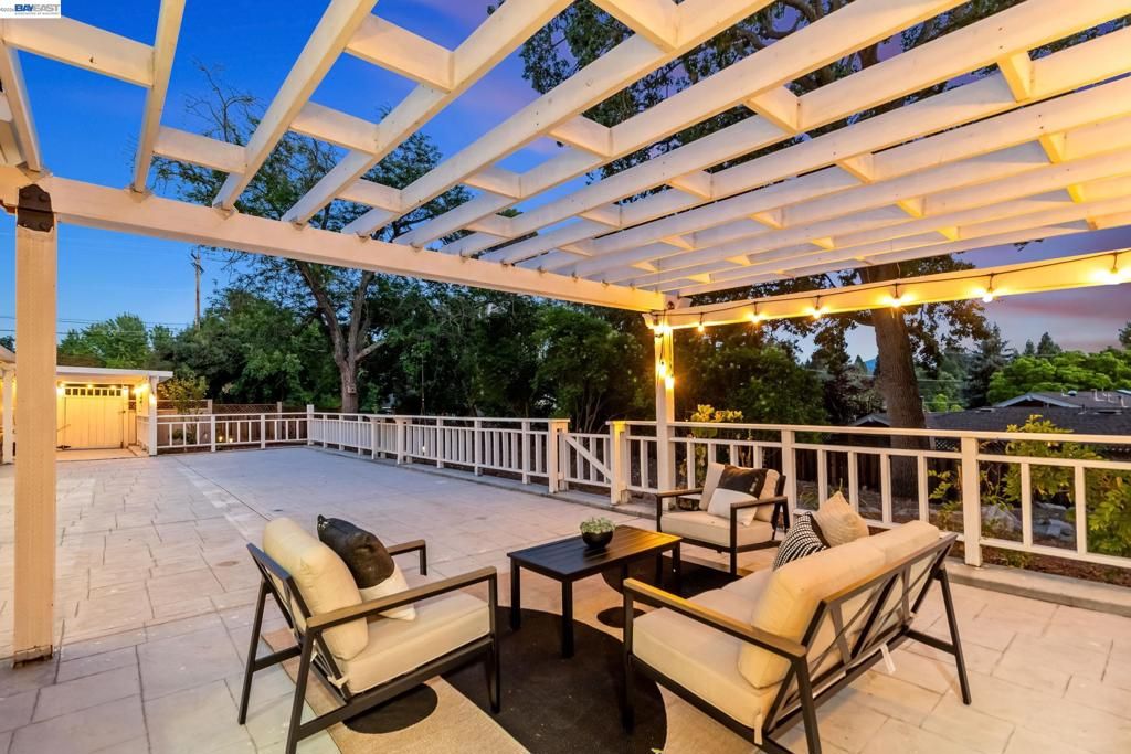 Image 72 of property listing at 1021 Scots Ln, Walnut Creek, CA 94596